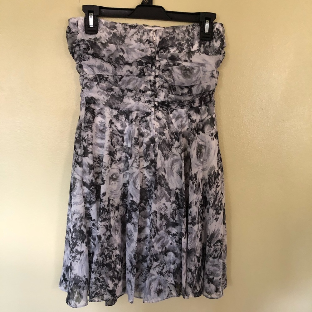 Women’s dress